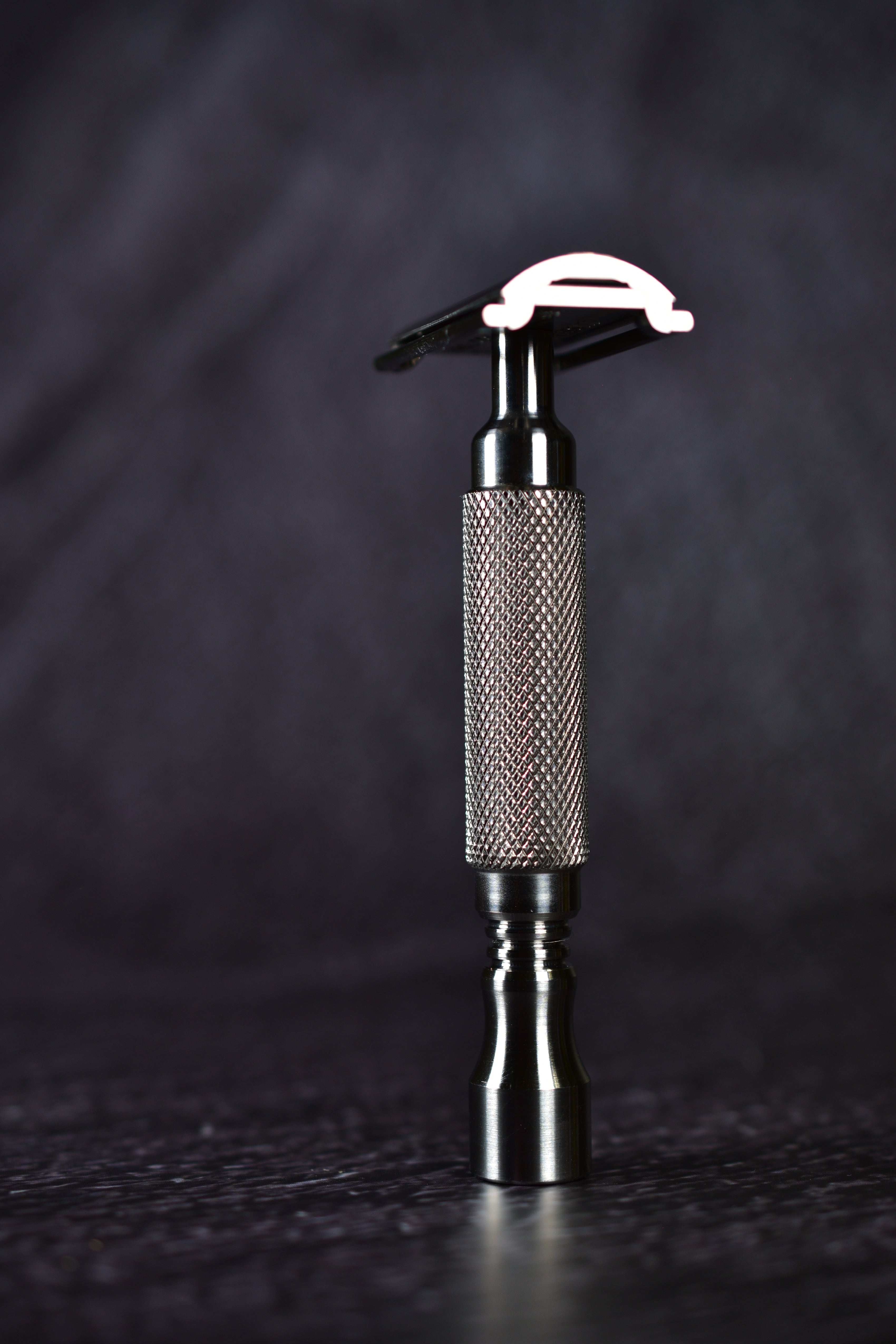 Mechanuical Razor CNC-Machined Safety Razors