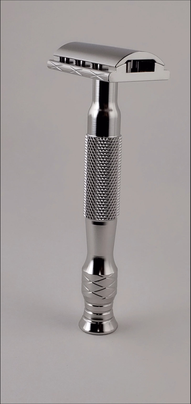 N075 Stainless Steel - Machined Finish with Partial-Knurled 95mm Handle